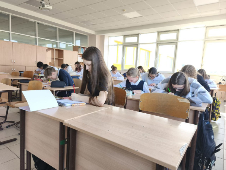 Арктическаяэстафета Победы: творчество юных талантов.